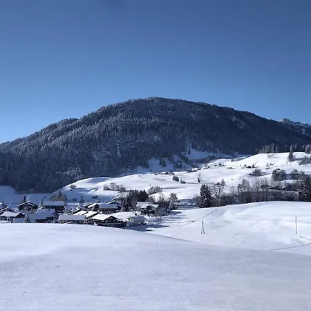 Bergleuchten Apartamento Obermaiselstein